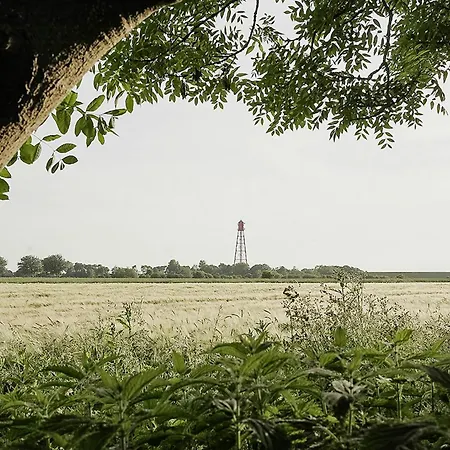 Stylish Gulfhof By The Frisian Dike Apartamento Krummhörn